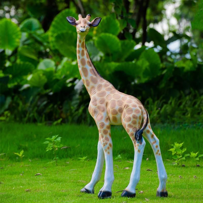 户外别墅幼儿园林景区装饰玻璃钢大型动物雕塑仿真长颈鹿落地摆件 - 图1