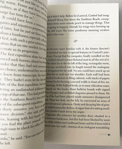 英文原版小说 The Southern Reach Trilogy 2 Authority 遗落的南境 2 当权者 英文版 - 图1