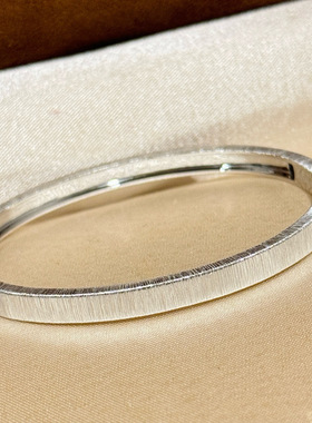 S925纯银精工高级感中古手工拉丝手镯简约百搭手环不掉色洗澡可戴