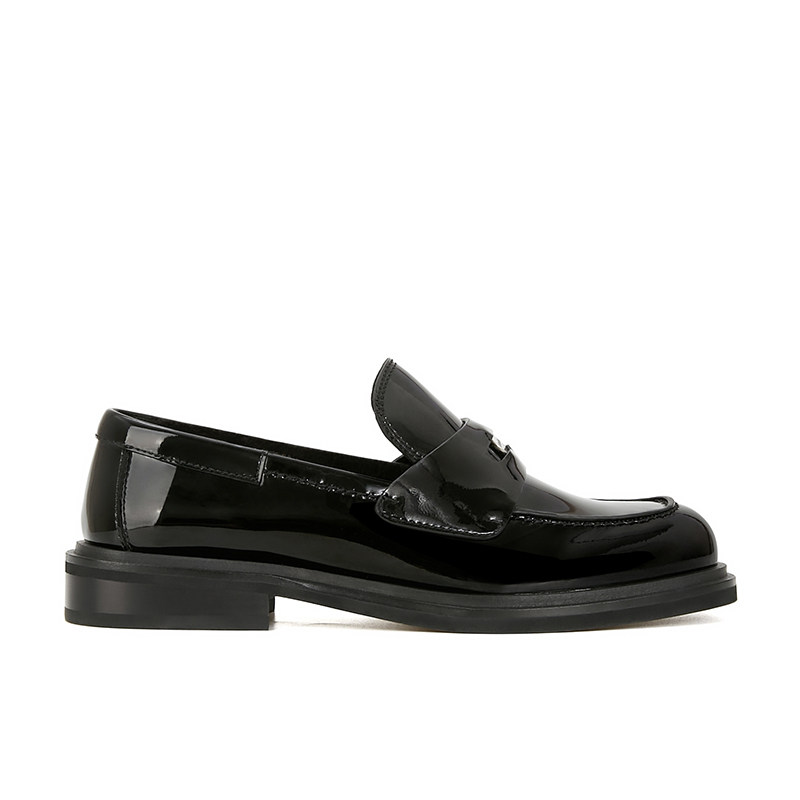  苏茵茵乐福鞋（豆豆鞋）