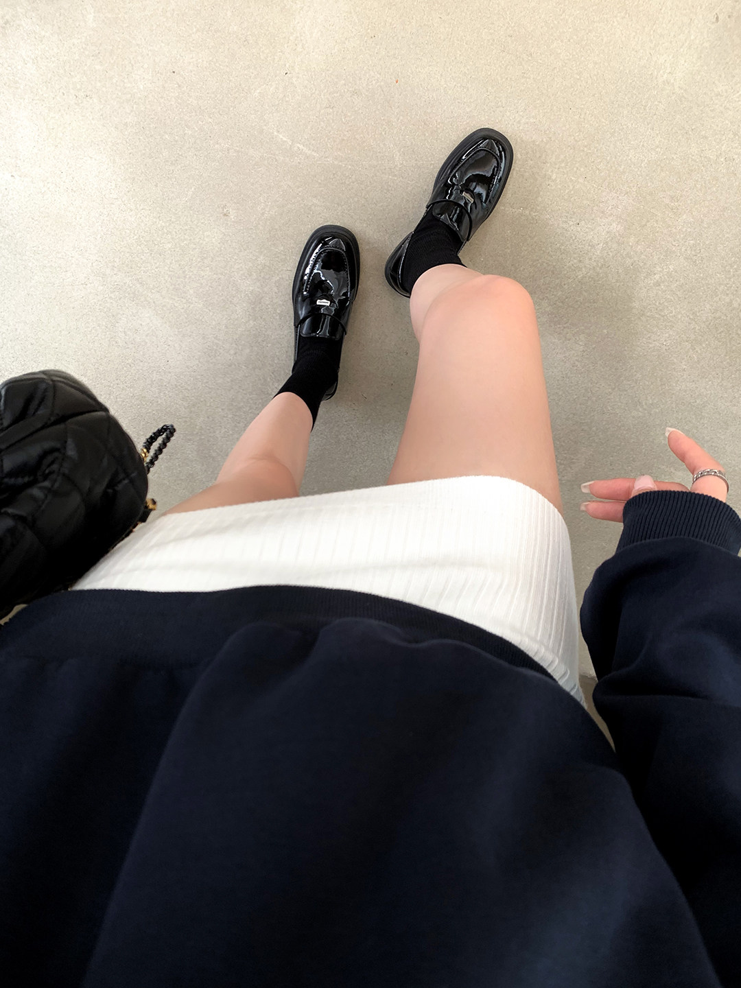  苏茵茵乐福鞋（豆豆鞋）