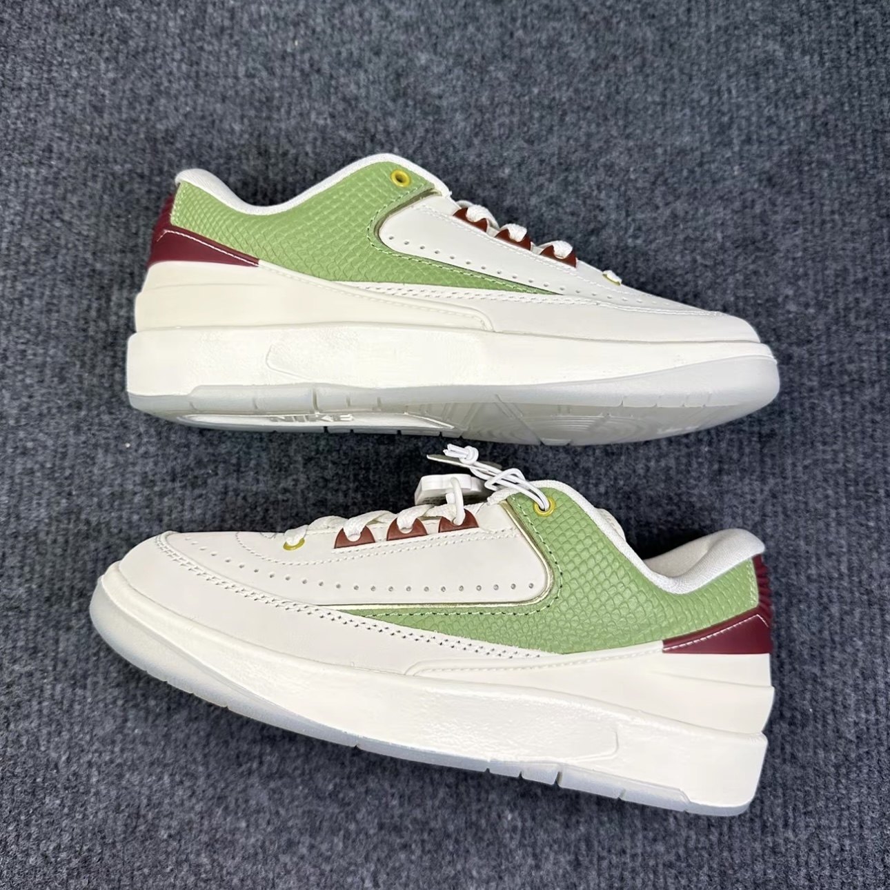 Air Jordan 2运动休闲鞋 缓震防滑耐磨潮流复古休闲鞋FJ6871-100,淘宝优惠券,粉丝福利购,淘宝优惠卷