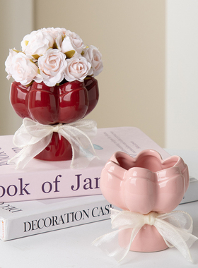 情绪稳定迷你小花瓶创意高级感法式轻奢桌面花器家居陶瓷摆件装饰