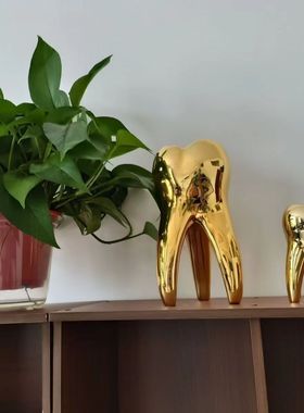 牙科诊所饰品大金牙黄金牙模型