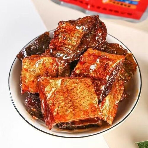 味芝元26g香辣鱼尾鱼排湖南特产休闲零食小吃 临期食品特价清仓 - 图2