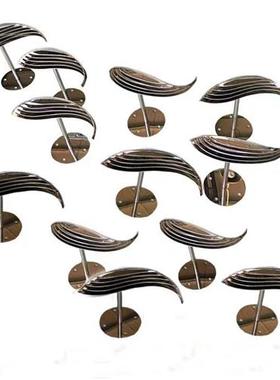 户外不锈钢小鱼摆件造景动物雕塑水池装饰酒店水景金属落地摆设