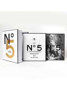 【现货】香奈儿5号香水百年纪念双画册 Chanel N°5 品牌官方历史记录包装广告明星摄影作品收藏 英文原版进口画册