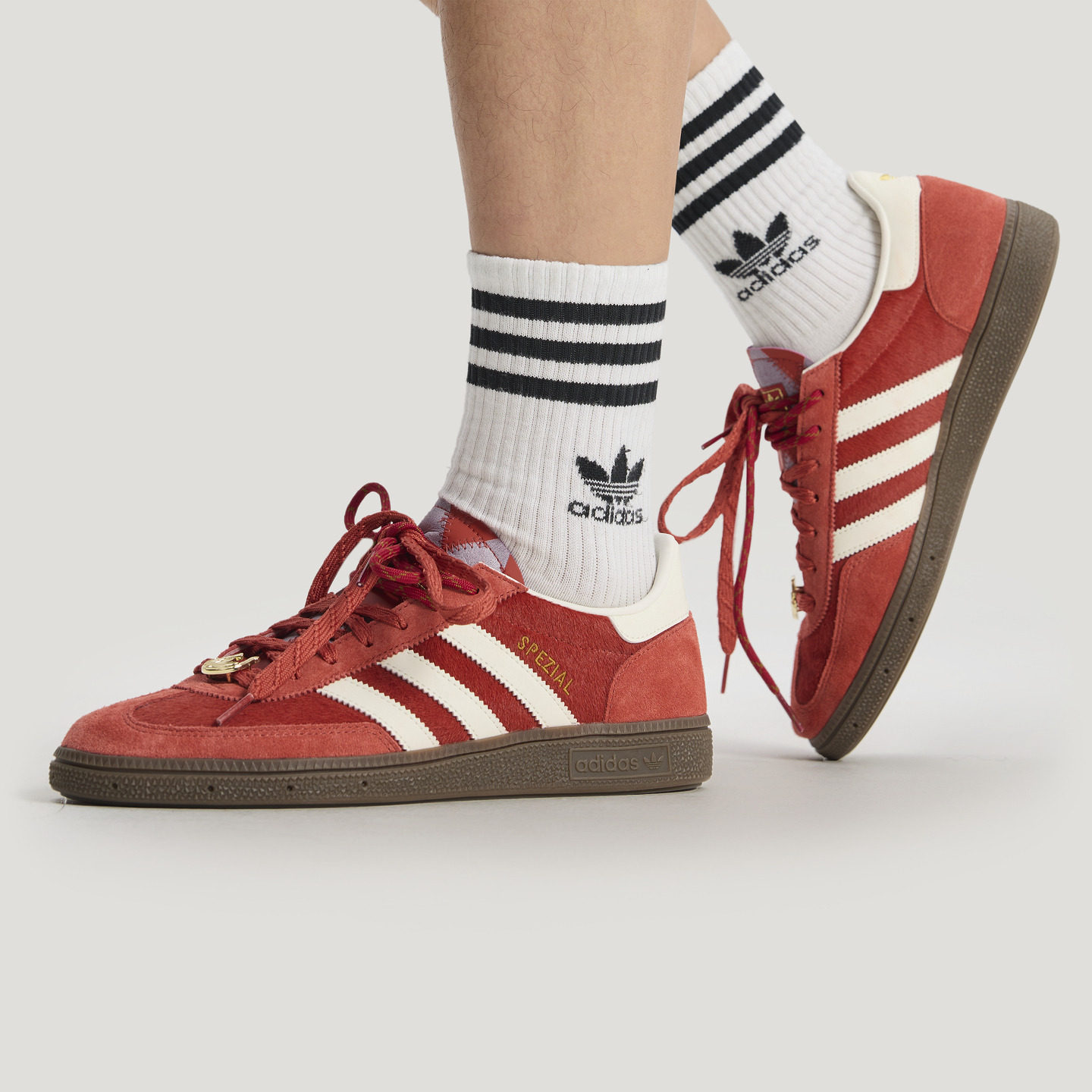 贺聪同款T头鞋 HANDBALL SPEZIAL新年款板鞋adidas阿迪达斯三叶草,淘宝优惠券,粉丝福利购,淘宝优惠卷