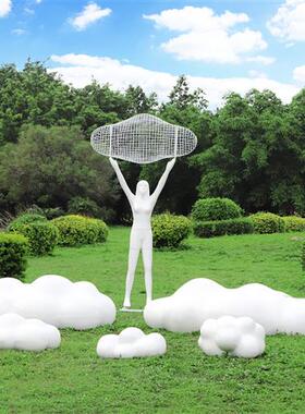 户外铁艺抽象人物雕塑图书馆不锈钢镂空云朵摆件广场公园景区装饰