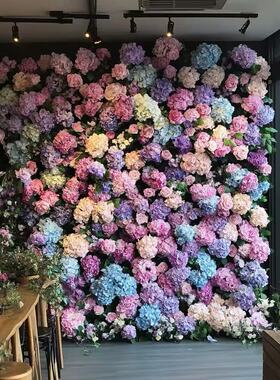 潮流拍照花墙植物墙咖啡