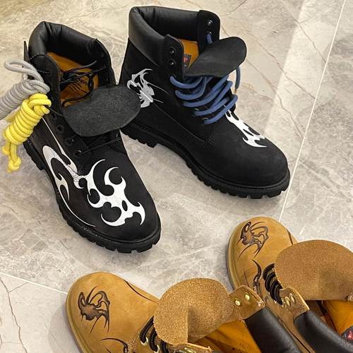 CIRCLECUSTOM寄生兽系列TIMBERLAND马丁靴手绘定制 - 图2