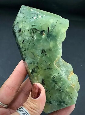 葡萄石四面柱天然玛瑙原石打磨单尖四棱柱家居装饰水晶柱摆件批发