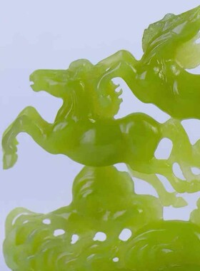 和田玉若羌黄口雄风马摆件中式玄关玉质细腻油润精工细作马到成功