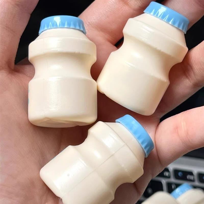 【厂家】德酷老酸奶风味奶片奶贝迷你奶瓶糖果压片糖果牛乳糖喜糖 - 图2