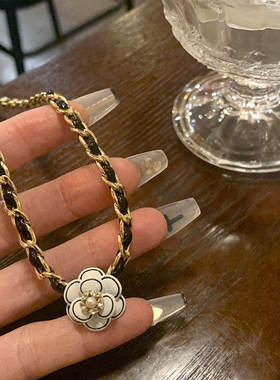 showdigu小香风山茶花项链