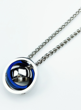 宇宙旋转钛钢环环相扣吊坠新品
