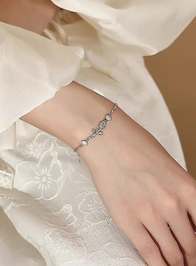 新款小王子玫瑰花手链女小众轻奢花朵手环森系时尚高级感礼物情侣