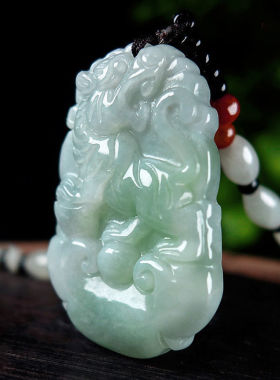 翡翠十二生肖吊坠天然缅甸
