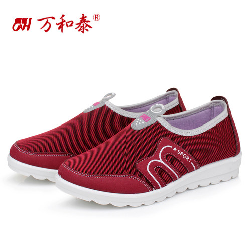 老北京布鞋女鞋2026春季新款大码平底休闲运动鞋软底防滑妈妈鞋 - 图1