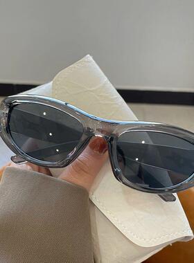 太阳镜感紫色2025年搞怪新款千禧风网红拍照高级复古时尚太阳眼镜