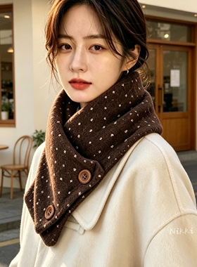 女生围巾秋冬季甜美百搭纽扣保暖日系古早小说女主干针织三角围脖