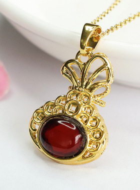 天然琥珀吊坠波罗的海血珀代代有福钱袋项链女士复古风锁骨链挂件