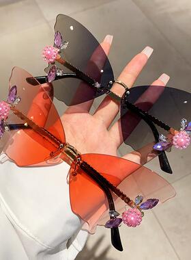 太阳眼镜女跨境新款蝴蝶镶钻百搭潮流派对聚会舞台街拍超仙墨镜