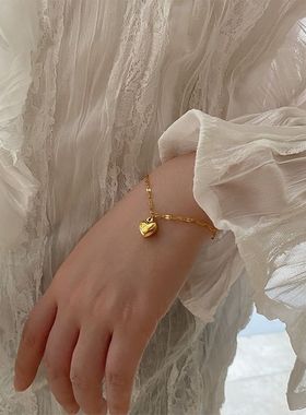 Student love pendant bracelet Fresh boudoir jewelry爱心手链