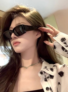 大媛家Sunny 蔡文静方形墨镜女新款高级感显脸小防紫外线太阳眼镜