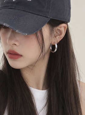 银色素圈养耳洞耳环女2026新款
