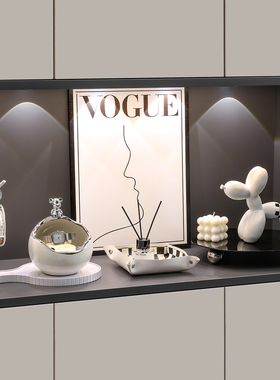 轻奢高档小熊钥匙收纳玄关摆件