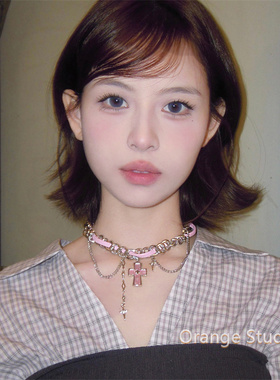 Y2K粉色缠绕十字架流苏项链