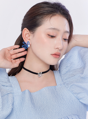 【自营】Glam Ever白色花朵choker送女友 精致ins锁骨链宝石项链