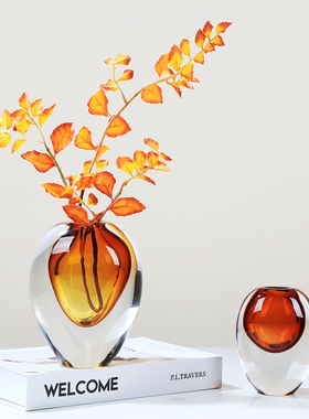 轻奢极琥珀色玻璃现代客厅