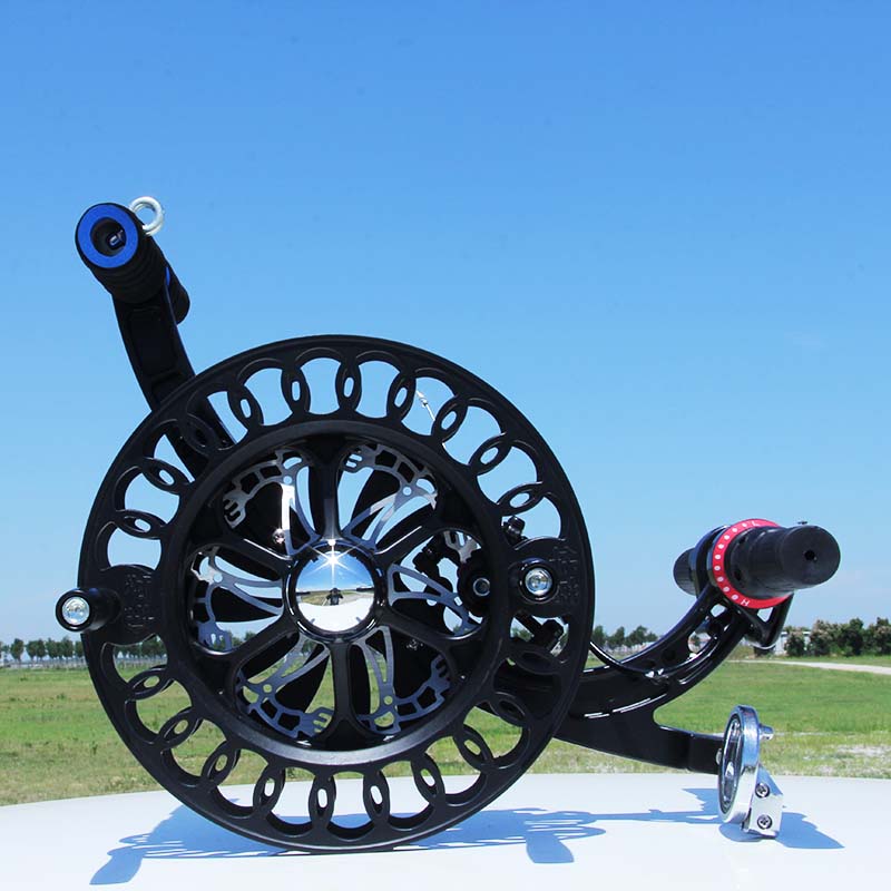 风筝背带轮新款华鸢镁合金风筝线盘轮初学者专用轮子带刹车防倒转