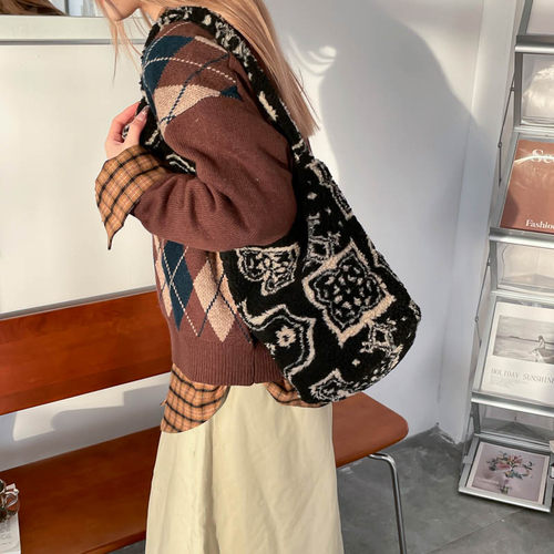 MOBAG&KUENA秋冬毛绒绒复古豹纹毛呢斜挎包大容量通勤单肩水桶包 - 图2