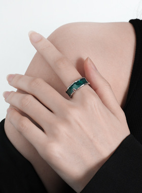 毒液绿滴胶轻奢指环62