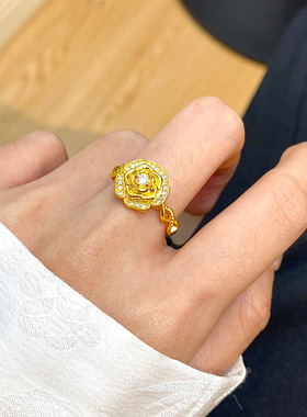新中式黄金色点钻戒指
