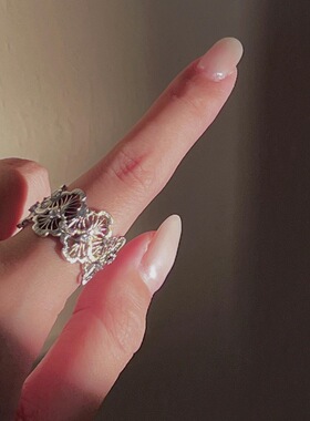 轻奢复古高级双层蕾丝扇型戒指独特设计时尚百搭精致宽版气质指环