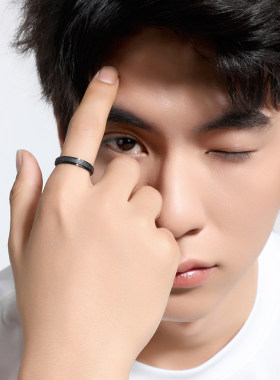 VOYAGE磨砂素圈男士钛钢戒指男生高级感男潮牌不掉色男款潮男个性