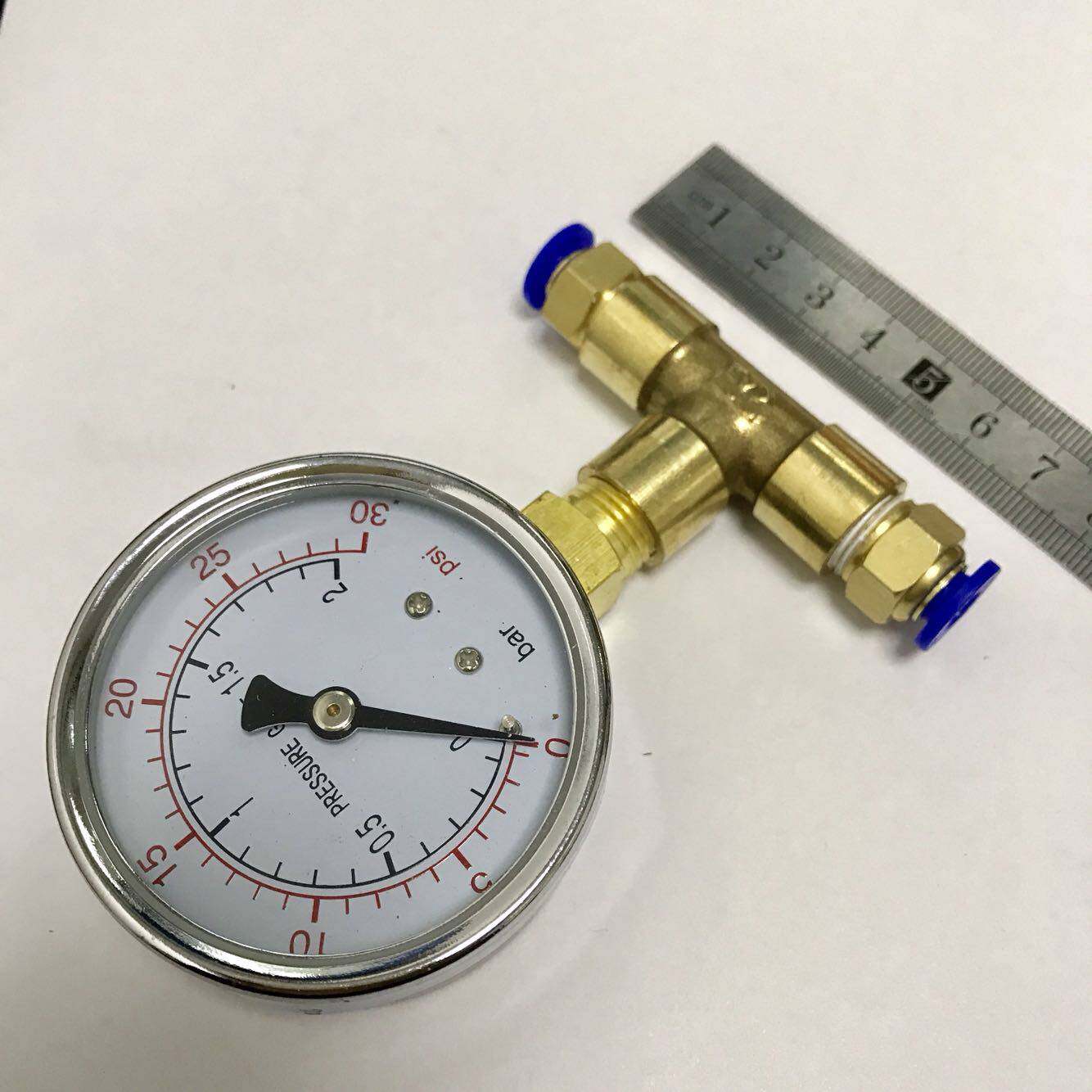 60mm 30psi 压力表 2bar 含两边接外径6mm的pu管接头  不含气管