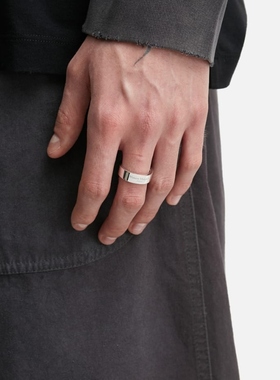 Maison Margiela/马吉拉 Logo Wide Ring 戒指 HBX