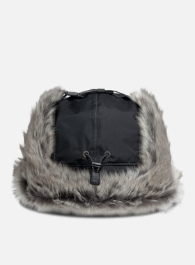 and wander Rainproof Ear Flap Cap 鸭舌帽男HBX