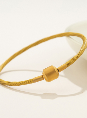 周家原厂铆钉新款钢丝绳金丝手链