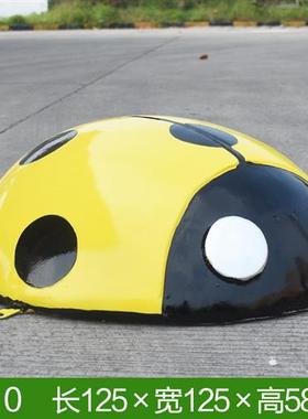 户外仿真七星瓢虫玻璃钢雕塑幼儿园商场楼盘小区园林草坪甲虫摆件