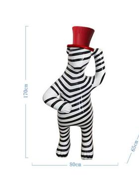 客厅大型落地礼貌条纹熊摆件酒店商场玻璃钢卡通雕塑售楼部装饰品