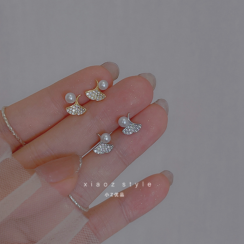 2026新款爆款耳环女精致小耳钉银杏叶仿珍珠耳坠巨好看小巧潮耳饰,淘宝优惠券,粉丝福利购,淘宝优惠卷