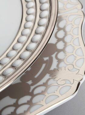 镀铂金蕾丝花纹餐具摆件