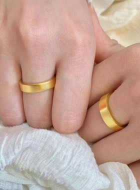 金包银古法方戒指男女情侣款素圈结婚对戒时尚黄金色平安无事指环