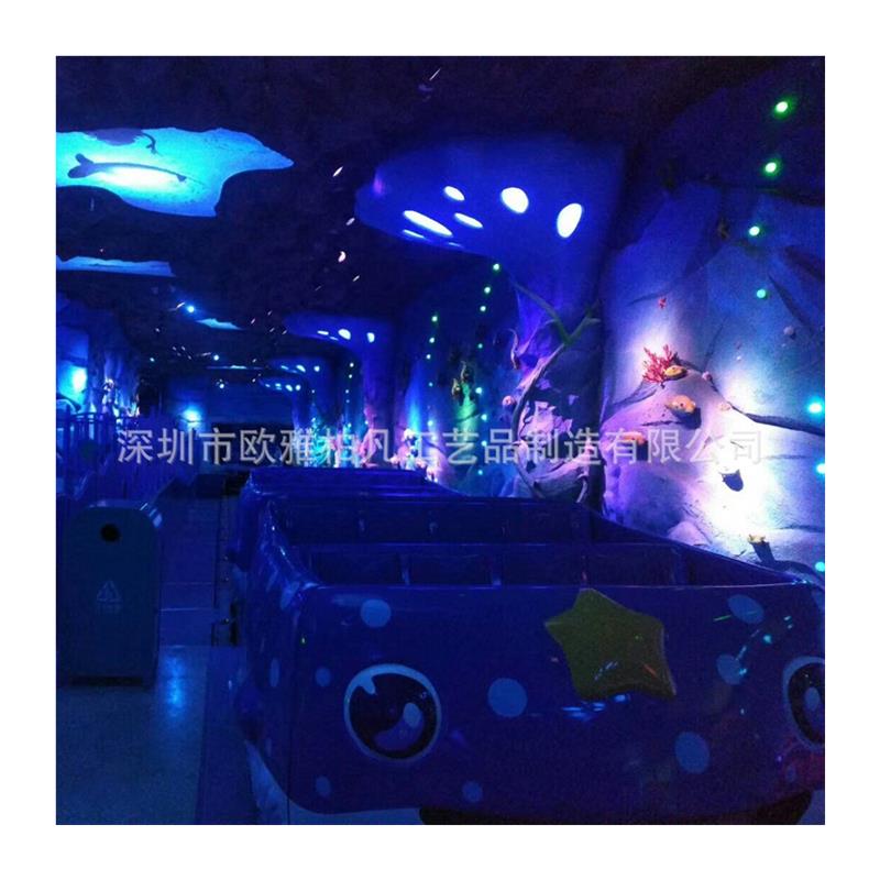 米大型主题公园游园花车发光巡游玻璃钢万圣节雕塑美陈电动车 - 图3